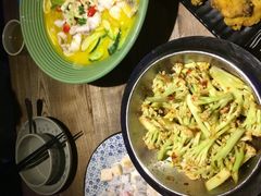 -蜜桃餐厅·江浙融合菜(荟聚购物中心店)
