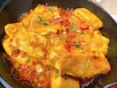 咕嘟肉沫包浆豆腐-云海肴云南菜·蒸汽石锅鱼(青岛万象城店)