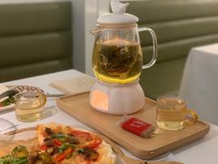 日本白桃乌龙茶配饼干-春树下·树屋花房西餐厅(罍街AS1980店)