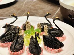 -海派悦庭·海胆烧麦·新融合菜(凯德广场店)