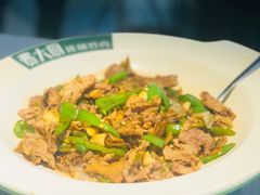 -费大厨辣椒炒肉(黄兴中心广场店)