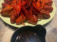 -巴厘龙虾·榜首油焖大虾(音乐学院·沿江酒馆店)