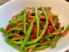 茶树菇炒四季豆-大中华酒楼·主席武昌鱼·武汉美食地标(江汉路步行街店)