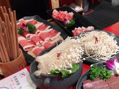 -谭鸭血老火锅(娄星区长青街店)