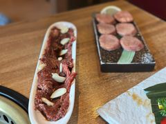 -炼火烤肉店