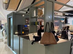 -M Stand(杭州萧山万象汇店)