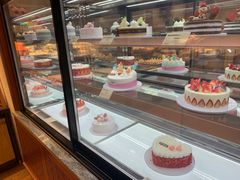 面包甜点陈列柜-多乐之日(西苑龙湖店)