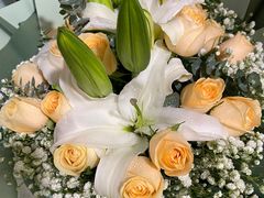 -亭亭鲜花店(中山北路店)