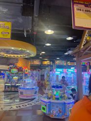 -卡通尼乐园(宝山龙湖天街店)