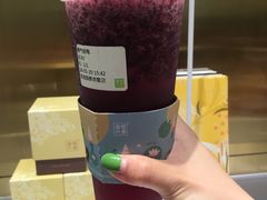 -奈雪的茶(湖滨银泰in77C区PRO店)