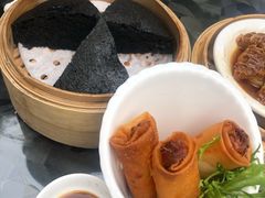 竹炭马拉糕-悦湖公馆