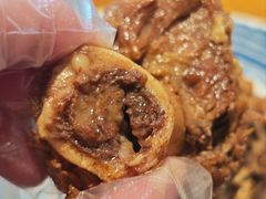 -95号酱骨·一块豆腐(展春园西路店)