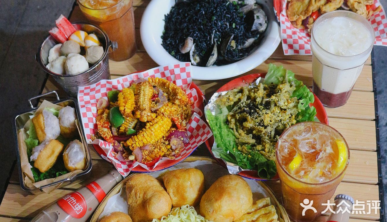 高新园区外摆港式牛杂煲出摊啦！