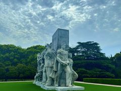 -上海市龙华烈士陵园