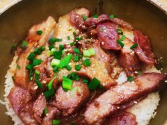 原件腊肉腊肠煲仔饭-红星光发煲仔饭(文海店)