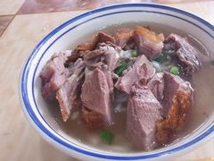 -香辉食馆(新兴路店)