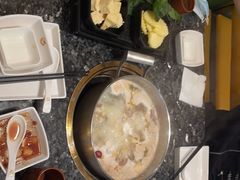 -一席地·本地鸡窝·杭帮鸡火锅(萧山银隆百货店)