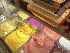 -VENCHI 闻绮(上海佛罗伦萨小镇店)