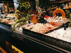 -钱小奴海鲜自助黑金店(杭州滨江龙湖店)