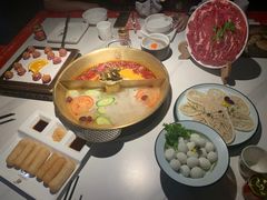 -小龙翻大江文化火锅(宽窄店)