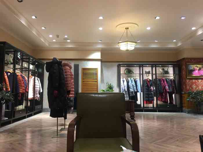 渔牌-"这是妈妈喜欢的服装品牌之一,每次在钟水饺."-大众点评移动版