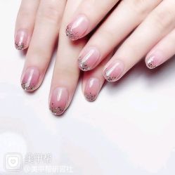 -Pink You美甲洗眉纹绣定制中心