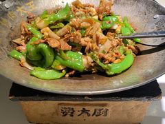 -费大厨辣椒炒肉(高铁吾悦广场店)