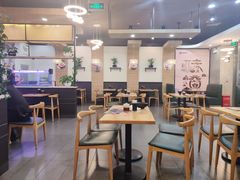 大堂-李先生牛肉面大王(成都东站西广场店)