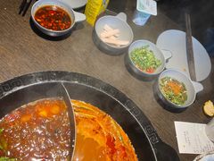 -九牧鱻·渝老鬼重庆火锅(人民路店)