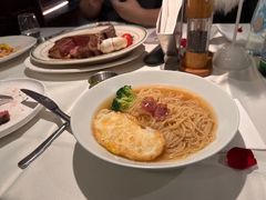 -MONICH牛排融合餐厅(和义大道购物中心店)