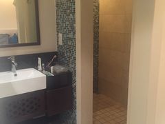 浴室-月亮河温泉度假酒店