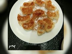 冰花锅贴饺-万重锦·人文川菜馆(骡马市店)