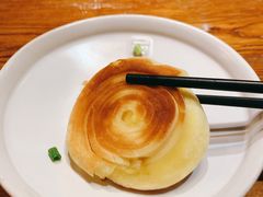 摩登粑粑-云海肴·汽锅鸡·云南代表菜(天津国金汇店)