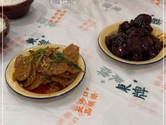 -东排食堂长沙小吃大排档(五一广场店)