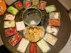 -潮牛壹号鲜牛肉火锅(世界城广场店)
