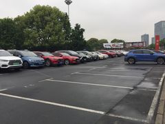 -大宁郁金香公园-停车场