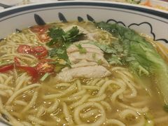 -康师傅私房牛肉面(马泉营奥莱店)
