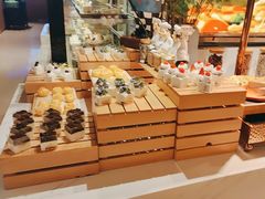 -享遇.锅姥姥牛排海鲜自助(小寨店)