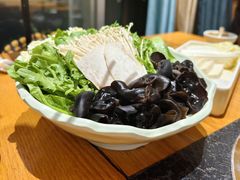 -额尔敦传统涮.冰煮羊火锅(乌兰察布体育场店)