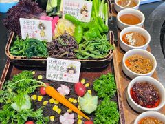 -蘸小院铁锅炖·蘸酱菜·东北菜(怀远门店)