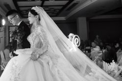 点击看大图 -予白婚纱礼服馆