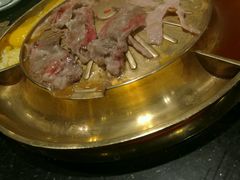 -猪啊牛呀羊啊铜盘烤肉(正大广场店)