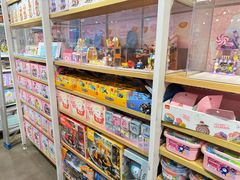 -名创优品(万达广场河东店)