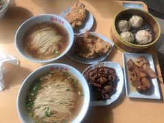 蟹黄小笼-朱鸿兴面馆(镇湖店)