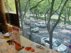 -意卡菲·欢乐聚会餐厅(华侨店)