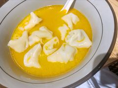 金汤黄鱼馄饨-南小蟹手工點心(三里屯店)