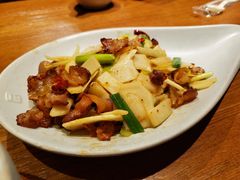 -云海肴·汽锅鸡·云南菜(天山百盛优客店)