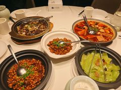 黄豆猪手煲-马仕玖煲·融合菜·酥不腻烤鸭(人大店)