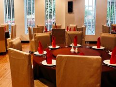 -Neary Khmer Restaurant