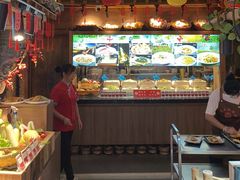 -头上红煨盐鸡·非遗院子餐厅